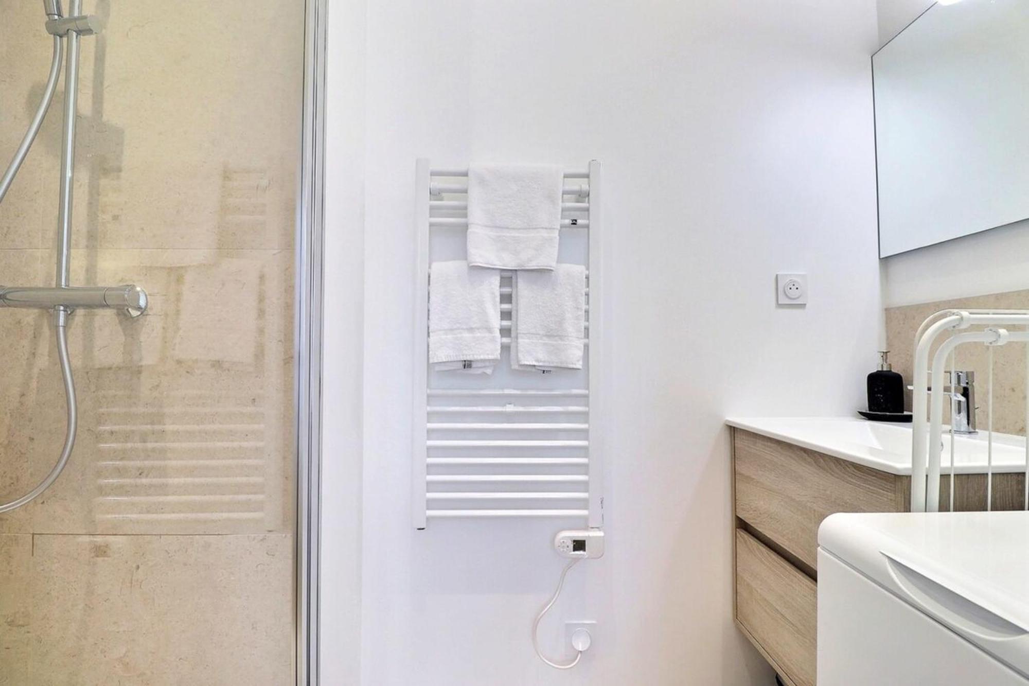 L'Origami - Lovely Newly Renovated Apartment With Garage - Villeurbanne Exterior foto